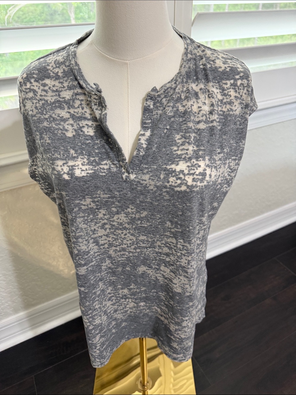 Calvin Klein Gray and Cream Heathered Notch-Neck Tank
